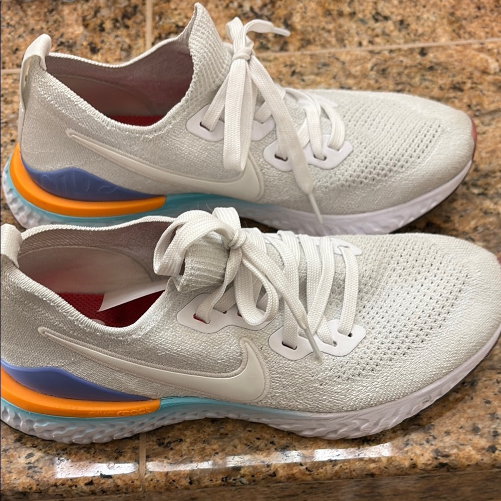 Nike Epic React Running Shoes - Picture 2 of 7